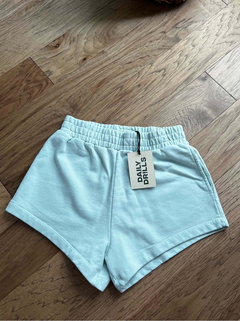 Daily Drills Super Shorts in Lake Day - Picture 2 of 5